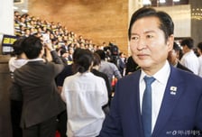 정청래 "적통 논쟁 그만…DJ·盧·文 존경·사랑, 李는 동지·전우"