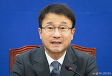 법사위원장 차지한 與...한병도 "형사소송법 개정 본격 착수"