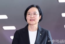 "이재명 대통령과 어떤 대화 나눴나?" 한성숙 총리, 첫 출근길 답변은