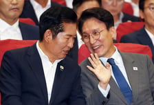 明文 통합 외침에도…'돌아온' 김민석 '호남행' 정청래, 신경전 가열