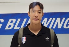 19살 유망주 데뷔전 퇴장 악몽→37세 캡틴 긴급 투입, 홍정호 솔직 고백 "솔직히 레드카드 당시에..." [수원 현장]