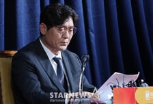 "홍명보 선임 홀로 진행했다" 참사 장본인 도대체 어디에... '연이어 도주' 한국축구 씁쓸한 현주소 [월드컵 이슈]