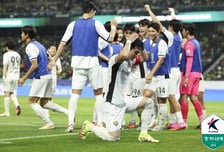 강원 2위 됐다! 전북 원정서 2-1 짜릿승→'3연승+6G 무패'... 2년전 드라마 재현하나 [전주 현장리뷰]