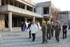 北 김정은, 낙원군 지방건설사업장 방문…"새로운 기준·기록 창조해야"