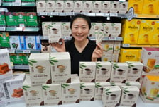 치솟은 원두값에...롯데마트, 치커리 뿌리 넣은 '대체 커피' 판매