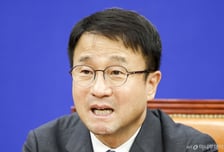 한병도 "국회의장에 9일 본회의 요청…민생 앞 국회 공전 없어야"