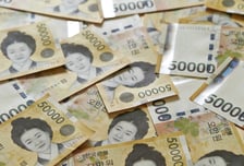 "5000원 당첨, 바꿔주세요" 5억이었다…판매점주도 놀란 1등 순간