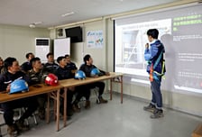 "오함마로 아시바 털어라"…AI로 언어장벽 허문 GS건설
