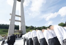 5·18 단체 '배재고 야구부' 품었다…"배제 아닌 포용, 용서해주자"
