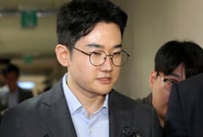 정이한, 선거 전 '자작극' 인정하고도…"뽑아주세요" 유세