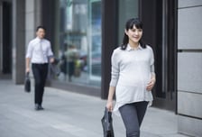 "결혼 계획 NO" 신입 뽑았더니...'결혼+임신' 통보 후 조기퇴근