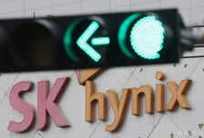"한국 때문에 세계 반도체 주가 급등락"…日매체 '콕' 찍었다