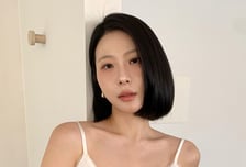 레이첼콕스, W컨셉과 함께하는 여름 캠페인 'TracedBy, Summer' 공개
