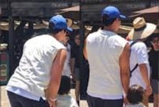 "아들 너무 얌전해"...현빈·손예진, 이번엔 디즈니랜드서 목격