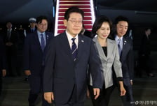 이 대통령 지지율 48.9% '2주째 상승'…"나토 등 외교안보 성과"