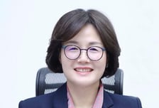 KB저축은행, 다문화가정부터 고3까지… 금융문턱 낮춘다