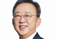 'AI로 치매머니 지킨다' 피싱 안전망 촘촘히 세운 신한은행