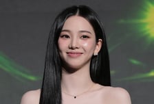 "땀복 입고 6시간 뛰어…" 카리나, 하루 만에 '4kg' 뺀 비결 [셀럽웰빙]