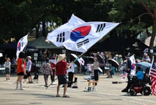 경찰 "잠실개표소 불법행위 289명 수사"…축구협회 수사도 속도