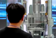 '속도전' 3대 메가프로젝트 따라 SMR 규제도 "더 빨리"