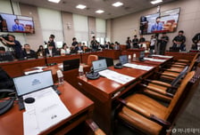 [속보]법사위, 2차 종합특검 연장법안 통과