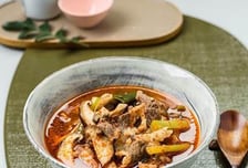 "삼계탕만 보양식?"…한우업계, '차돌 육개장·물회'로 여름 식탁 공략
