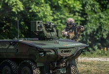 한화에어로 "전력화 일정 차질 없게"…국내 첫 UGV 전력화
