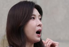 [포토] 역전에 깜놀 하지원 '승요 실팬가'