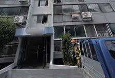 부산 아파트서 화재…구조자 17명 중 1명 병원 이송