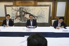 "해외여행 때 환전 없이 QR 결제"… 원화 국제화 추진한다