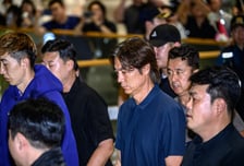 경찰, '홍명보 선임 의혹' 수사 속도…정몽규도 추가 소환할까