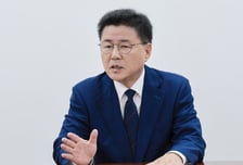 "한대희가 쏜다" 군포시 전국 첫 'AI 구독료' 청년 300명, 10만원씩