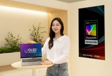 커지는 중대형 OLED 시장…삼성·LG, '불황 탈출' 공략 본격화