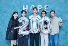 "역대급 호불호 '호프', 도대체 어떻길래" 우르르...역대 최단 200만