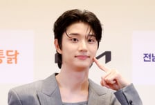 [포토] 김재원 '촉촉한 볼콕 프린스'
