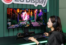 TV 넘어 휴머노이드까지…LGD, 차세대 OLED 풀라인업 공개