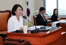 '범위형' 탄소중립법, '7부 능선' 넘었다...2040년 69~80% 감축목표