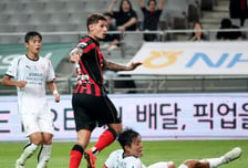 [포토]선제골 클리말라