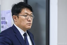 [속보] '김건희에 그림 청탁' 혐의 김상민 전 검사, 징역형 집행유예 확정