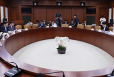 '98% 수입' 국방반도체 국산화 박차…무기체계 적용 의무화