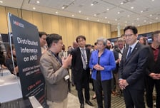 모레, 리사 수 앞에서 AMD GPU 기반 초고속 LLM 추론 기술 소개