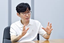 '금속의 플라스틱 전환' 현실로..LG화학 로봇커버 양산도 눈앞[R&amp;D인사이드]