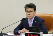 진성준 "보유세 강화, 거래세 완화로 주거안정 꾀해야"
