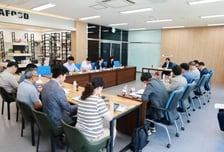 완도군, 전복 산업 위기 타개 위한 '종합 대책 회의' 가져