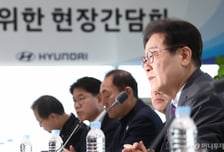 "전기차 공장서 한 공약인데"…세제 혜택 제외에 車 업계 '발끈'