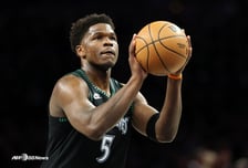'애인 4명→각 1명씩 출산' 화려한 여성 편력 NBA 스타, 결국 유부남 됐다... 6년 연인과 혼인신고