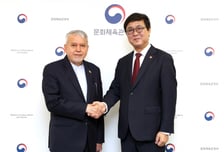 이란 문화부 장관 만난 최휘영 장관 "양국 협력 강화"