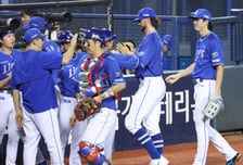 '이럴수가' 韓 ERA 1위 '충격의 10실점' 무슨 일이?... 삼성 페덱 또 대박 위력투 '데뷔 후 2연승' [잠실 현장리뷰]