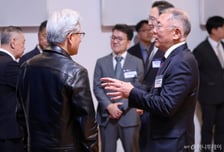 "차·로봇서 시작해 도시 지능화로"…정의선 '피지컬 AI' 비전 첫 공개