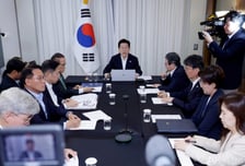李대통령, 허위조작 정보·여론 왜곡 사례에 "단호한 대응" 지시